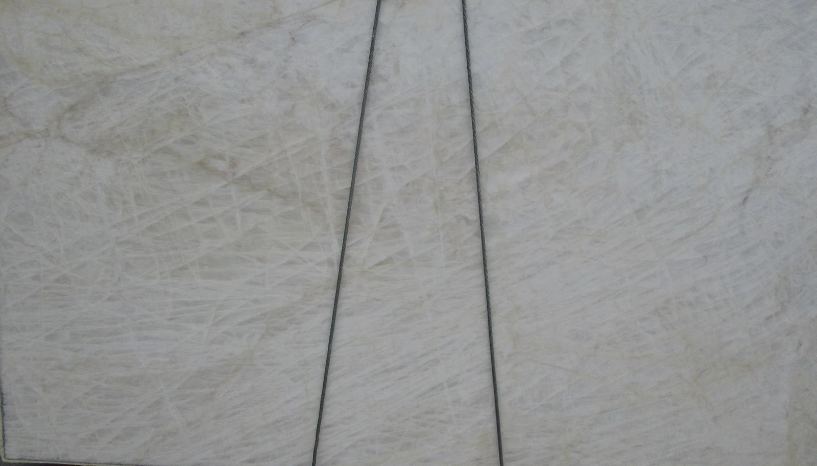 CRYSTAL QUARTZ 3/4 THICK POLISHED — supplier catalog image