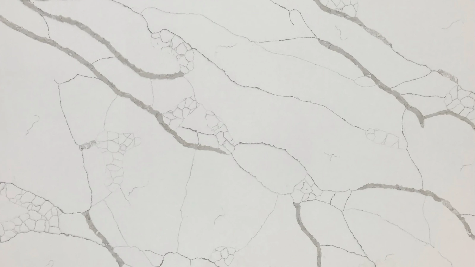 Catalog image for CALACATTA LASA POLISHED ME QUARTZ 2CM JUMBO A 126X63