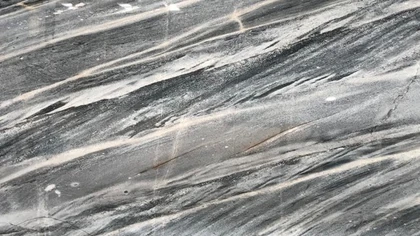 Catalog image for JET BLUE POLISHED QUARTZITE 2CM