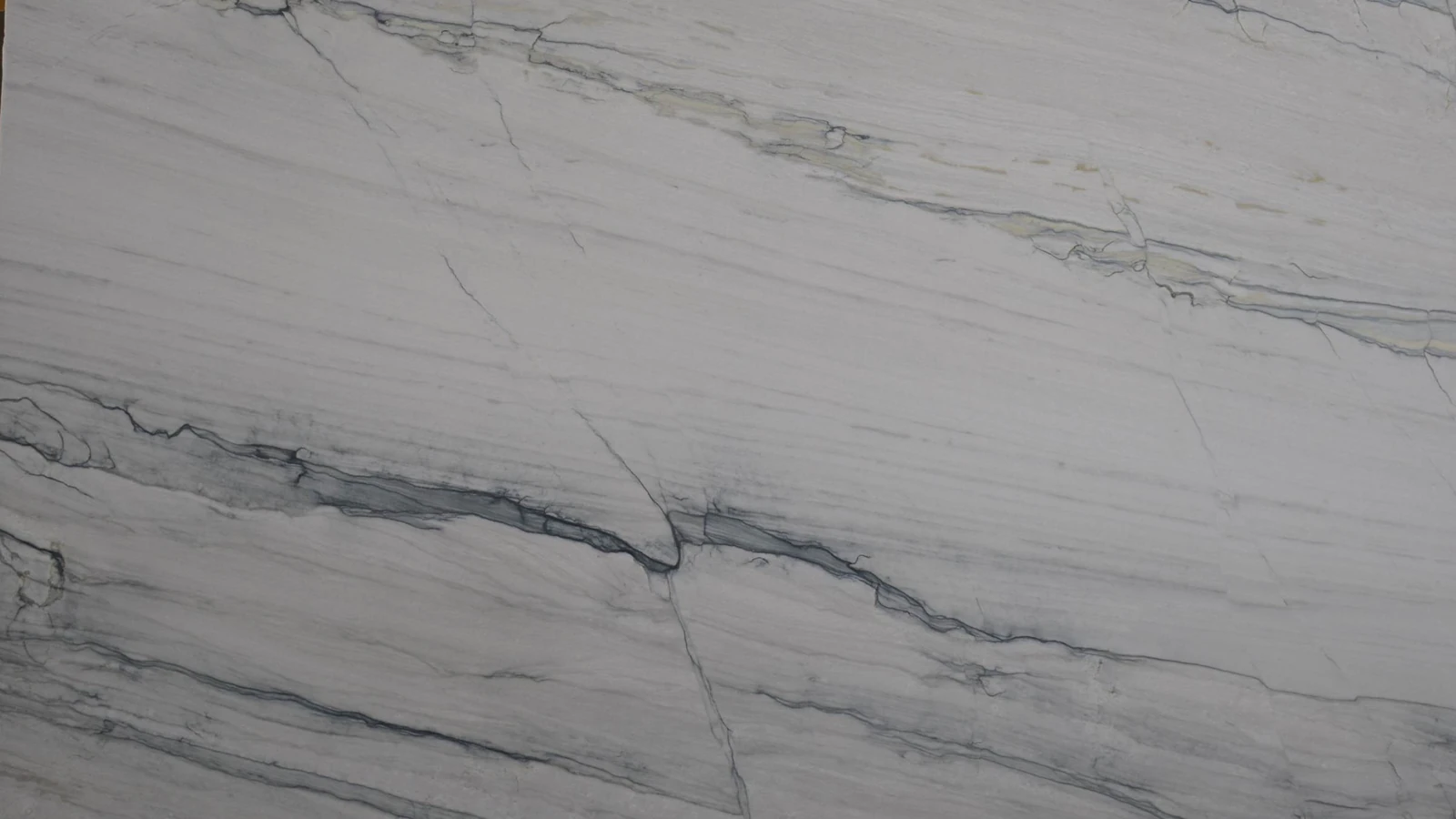 Catalog image for AUDACIA POLISHED QUARTZITE 2CM