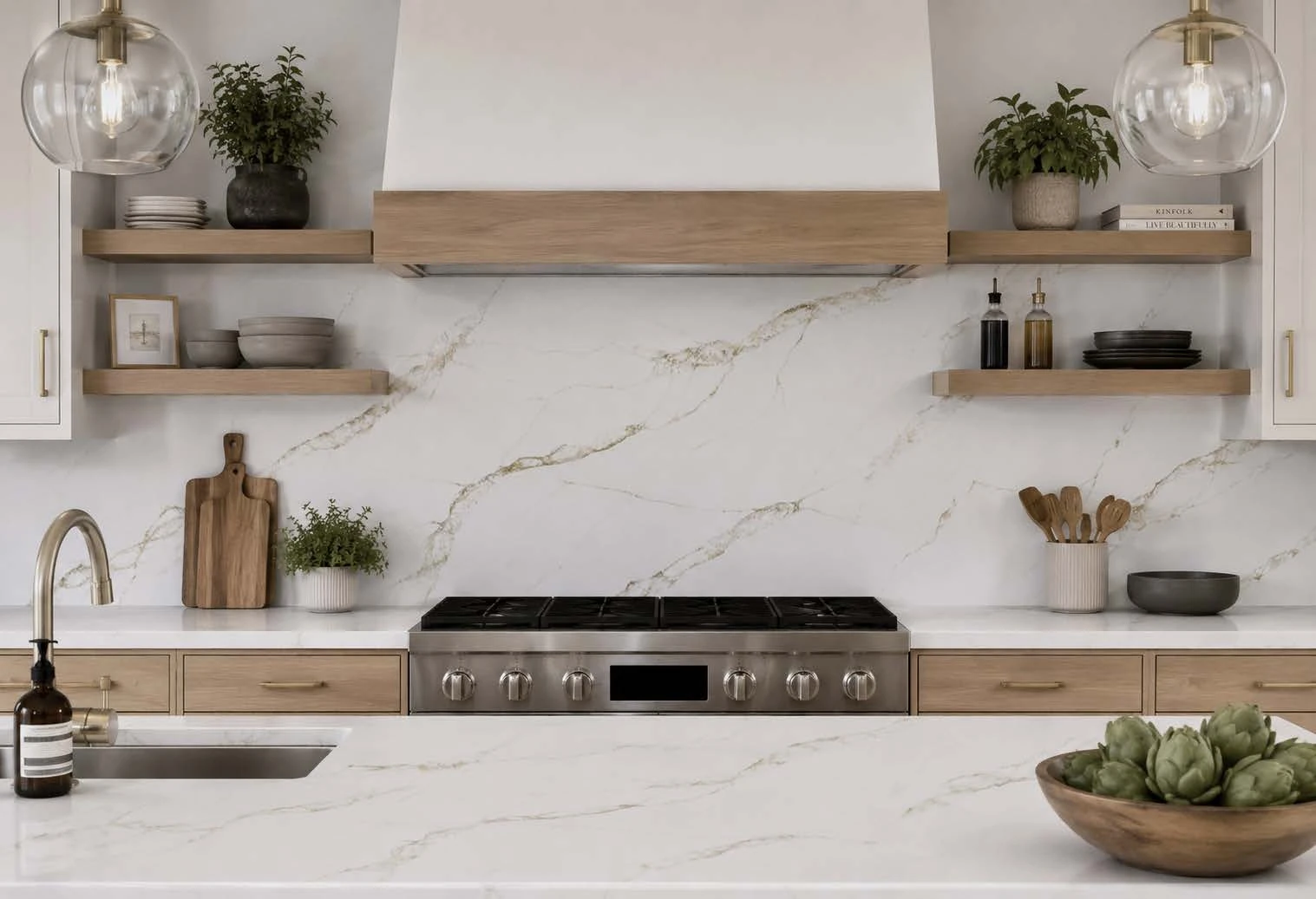 Calacata Coronado — official supplier catalog image