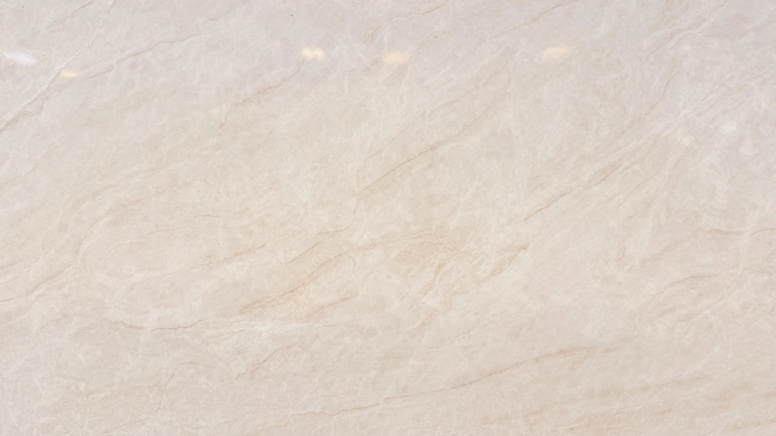 Catalog image for TAJ MAHAL POLISHED SIGNATURE ME QUARTZ A 2CM 126X63