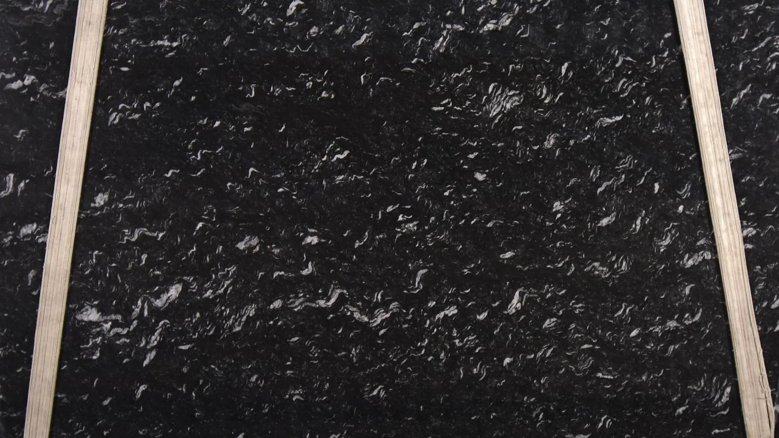 Catalog image for KILIMANJARO VULCANO GRANITE 2CM