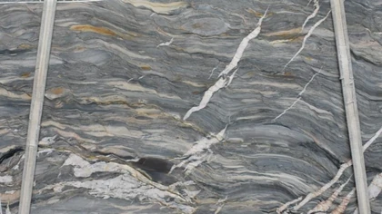 Catalog image for CRYSTAL FUSION LEATHER QUARTZITE 2CM