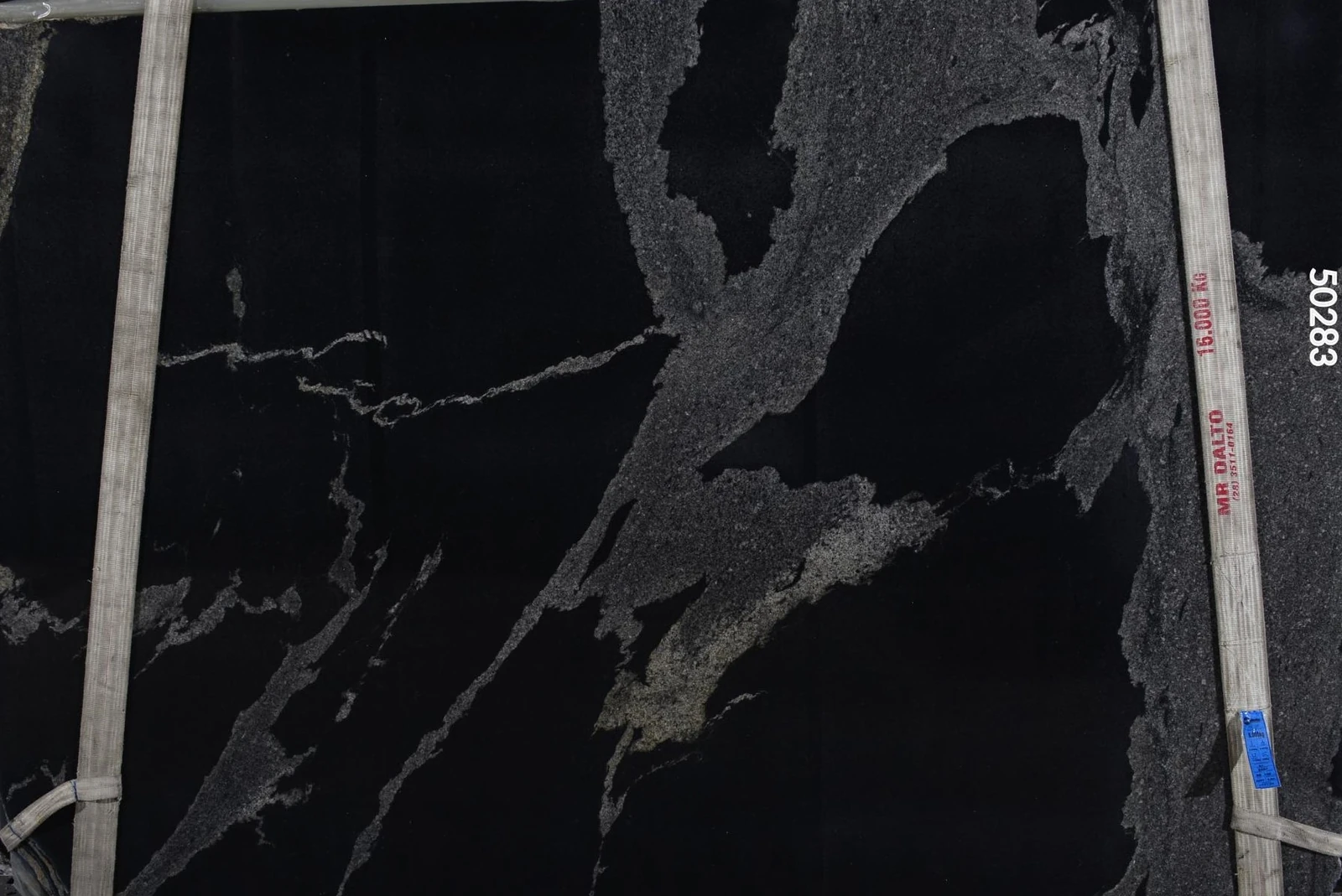 PYTHON BLACK 2CM POLISHED — supplier catalog image