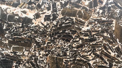 Catalog image for ANTIQUE RIVER POLISHED GRANITE 2CM