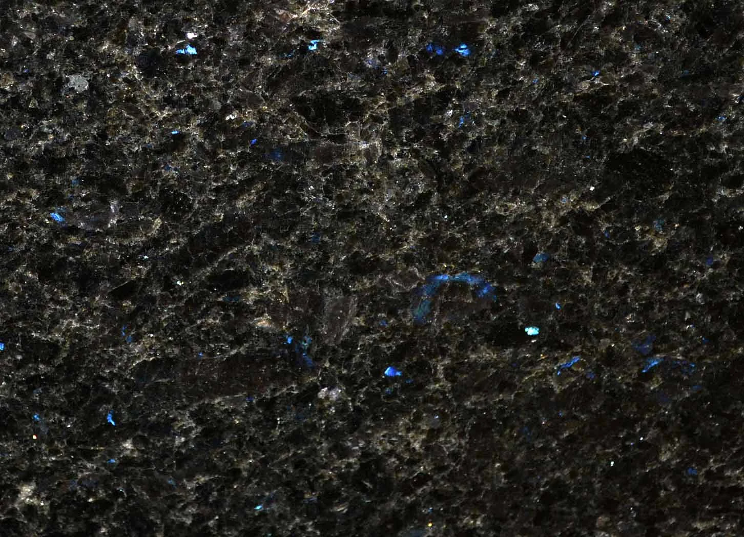 Catalog image for BLUES IN THE NIGHT POLISHED GRANITE 3CM