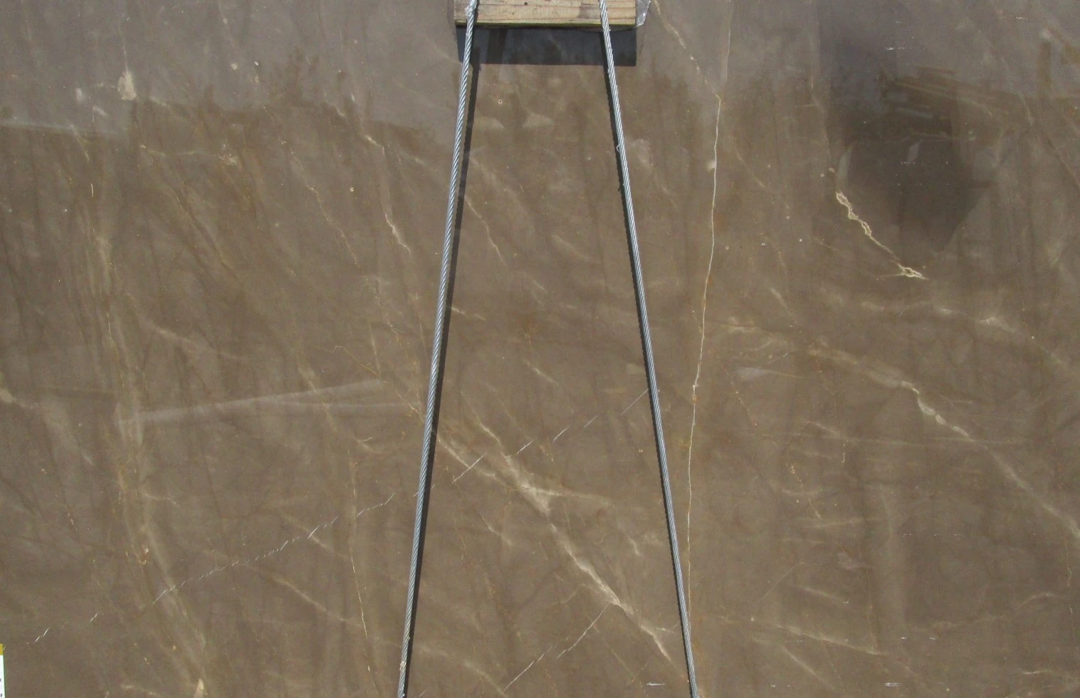BRONZE AMANI 2CM POLISHED — supplier catalog image