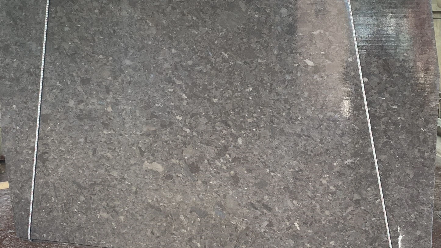 Catalog image for BROWN ANTIQUE POLISHED GRANITE 2CM