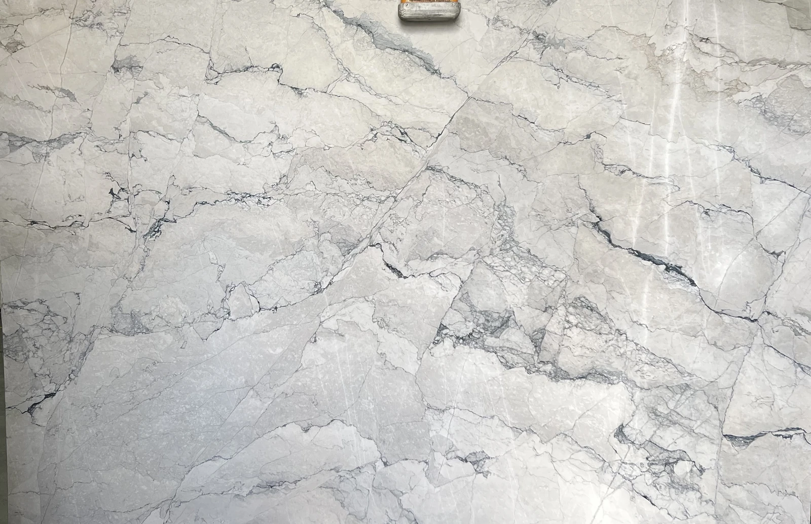 CAMOUFLAGE WHITE MARBLE 2CM POLISHED — supplier catalog image