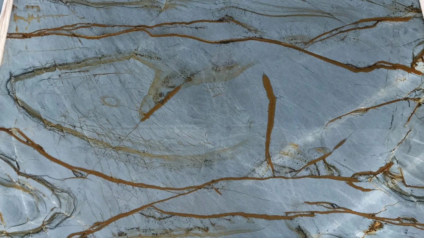Catalog image for AZZURE POLISHED QUARTZITE 2CM