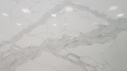Catalog image for CALACATTA EXTRA POLISHED N ME QUARTZ 2CM JUMBO B 128X63