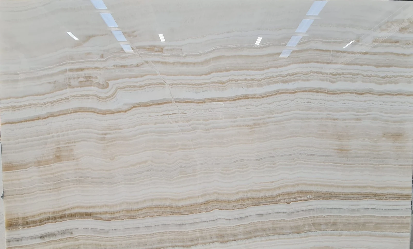 WHITE ONYX 2CM POLISHED — supplier catalog image