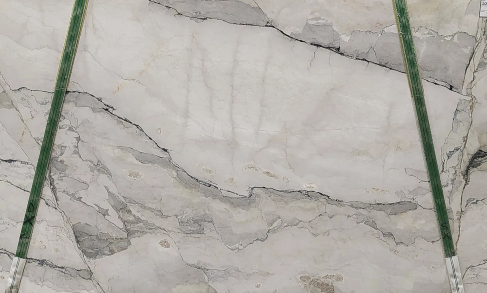 Catalog image for WHITE CAMOUFLAGE LEATHER MARBLE 2CM