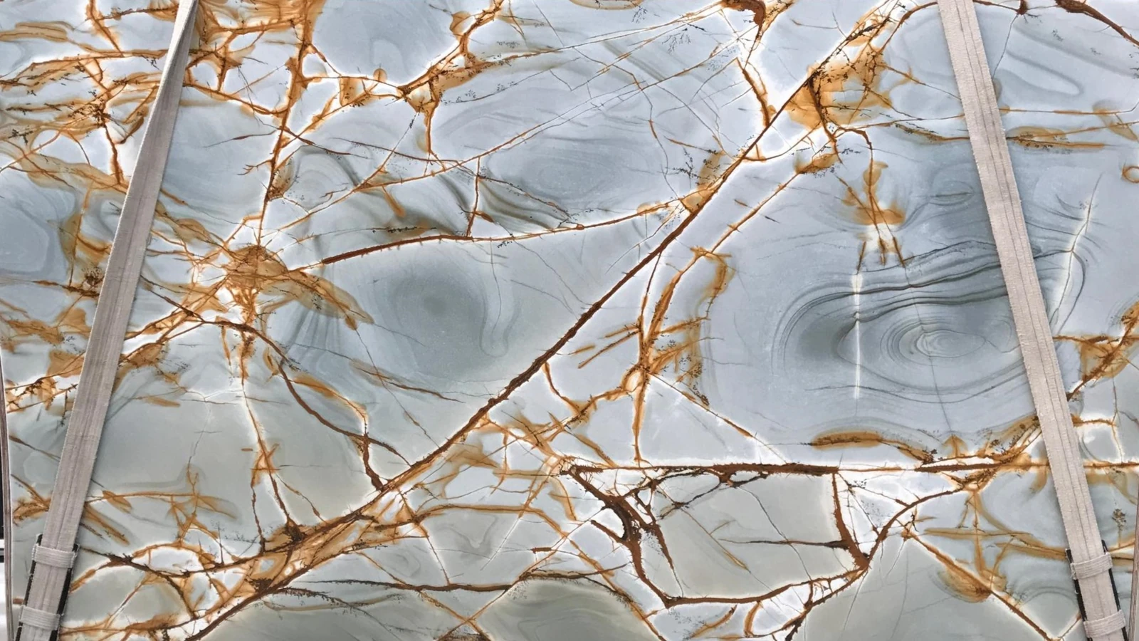 Catalog image for BLUE DEEP POLISHED SOFT QUARTZITE 2CM