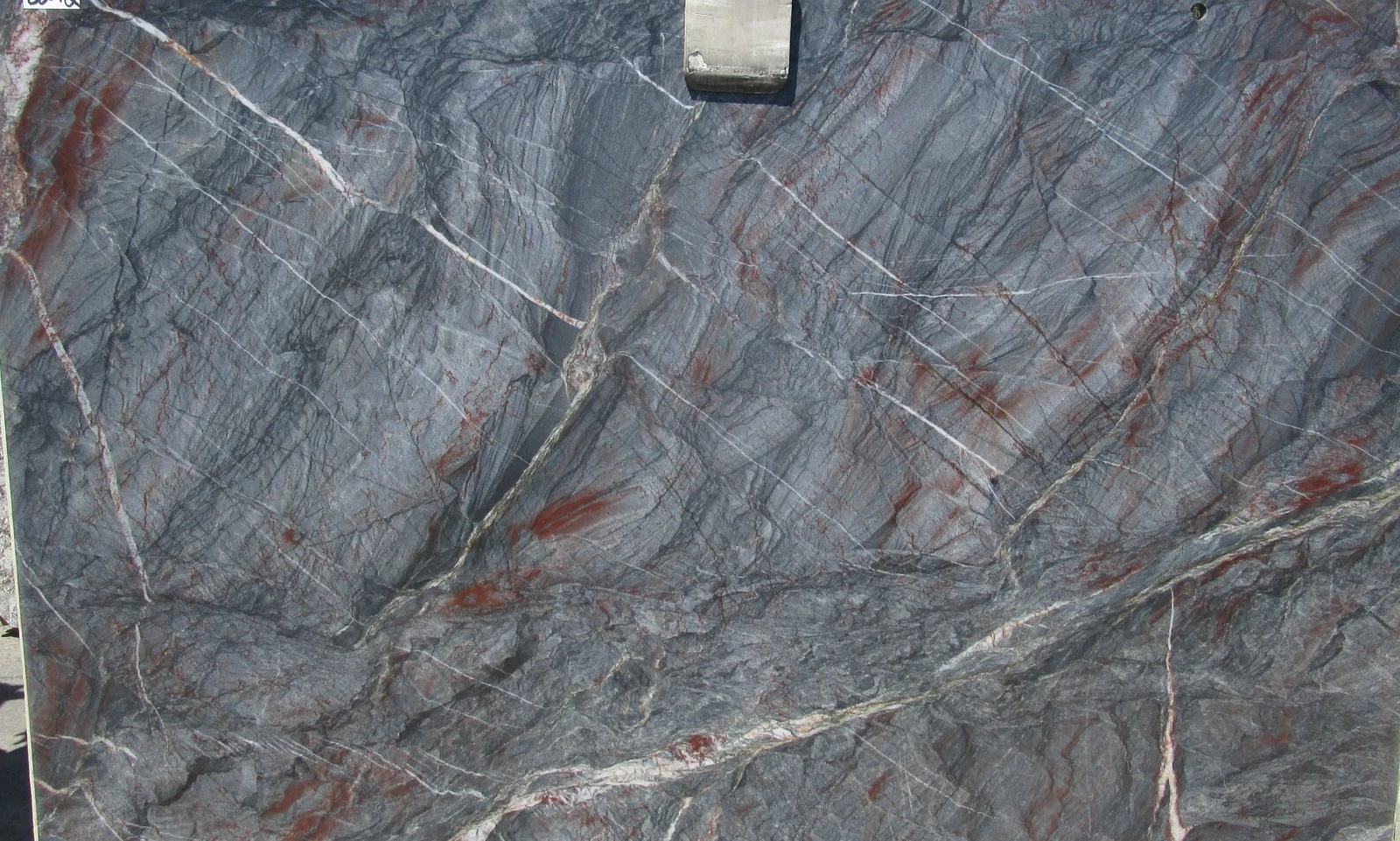 BLUE QUEEN 3CM THICK POLISHED — supplier catalog image