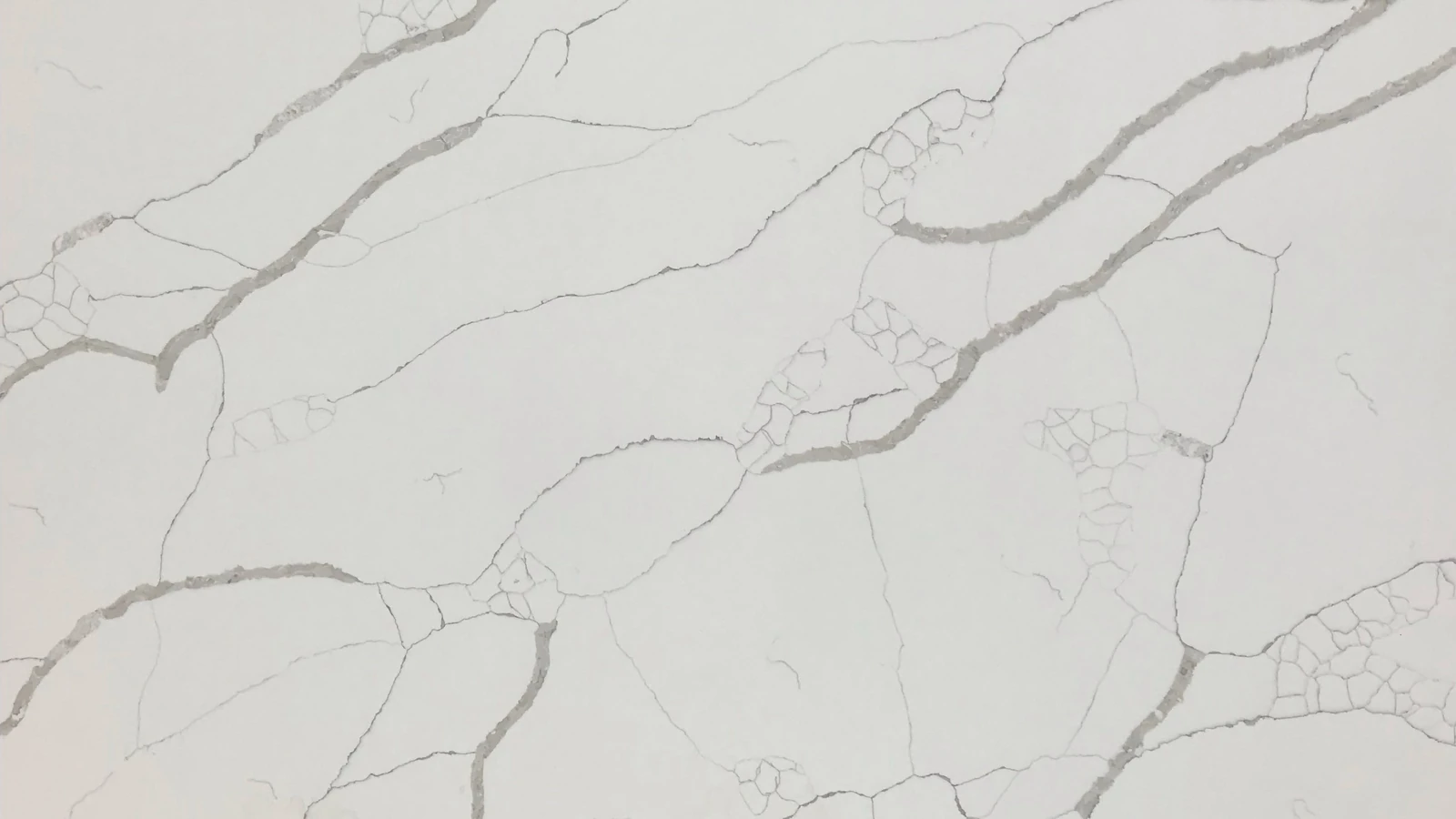 Catalog image for CALACATTA LASA POLISHED ME QUARTZ 2CM JUMBO B 126X63