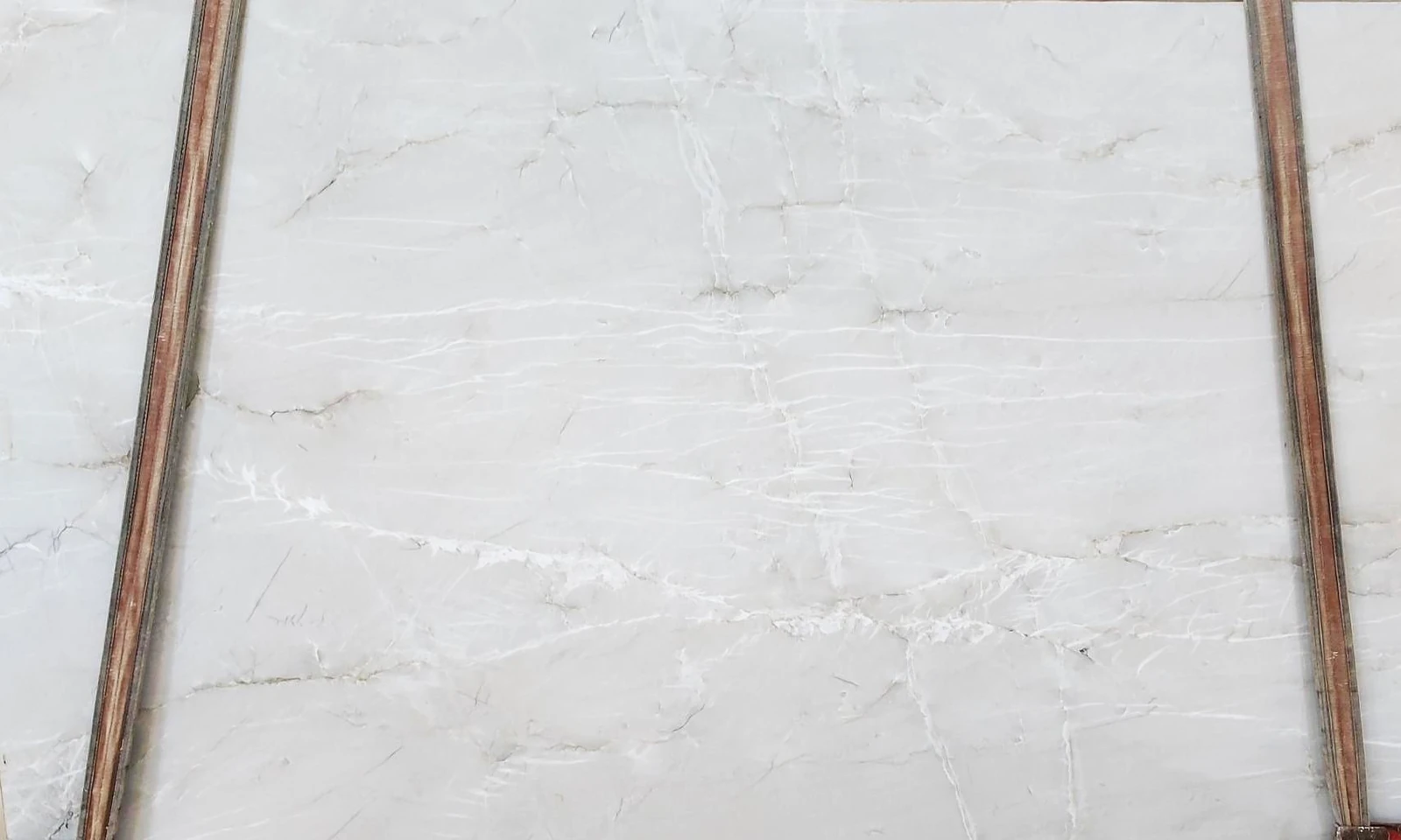MONT BLANC 3CM POLISHED — supplier catalog image