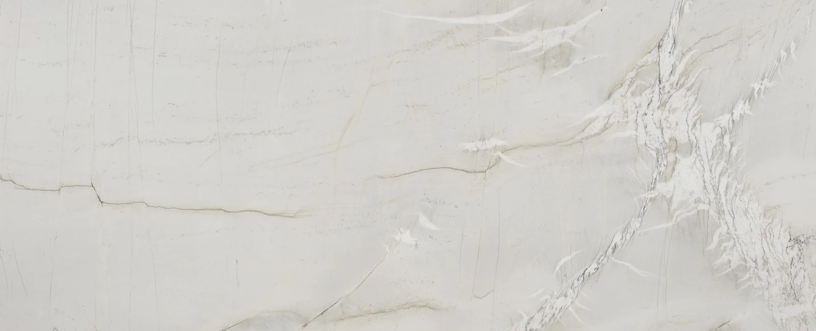 Mont Blanc Polished – Full slab photo is an example of the structure and color of this product, which will vary.