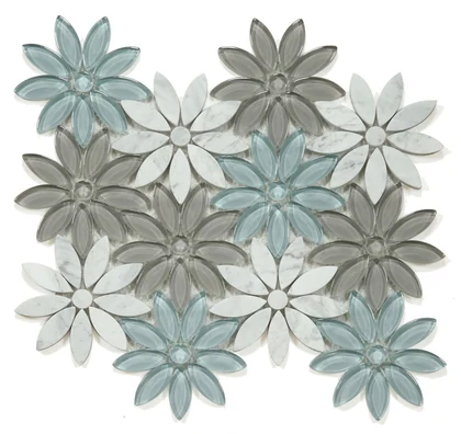 Daisy White Sky product photograph
