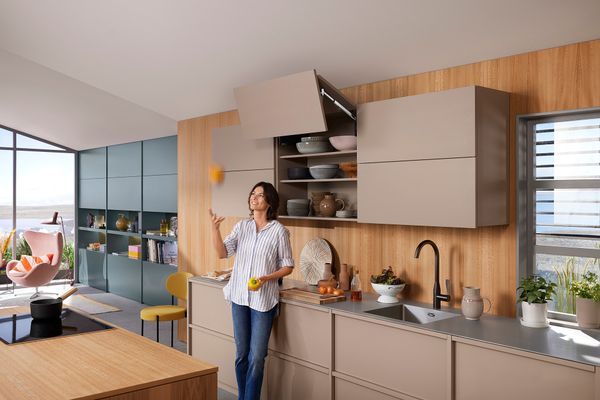 AVENTOS HF top manufacturer family illustration